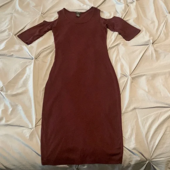 Rue21 Burgundy Wine Midi Bodycon Cold Shoulder Dress Size XS